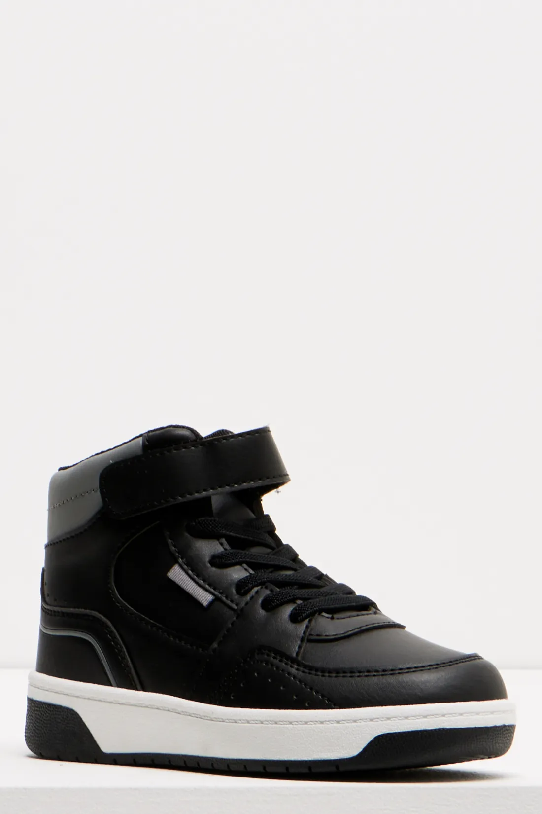 Court high top black - BOYS 2-8 YEARS Shoes | Ackermans