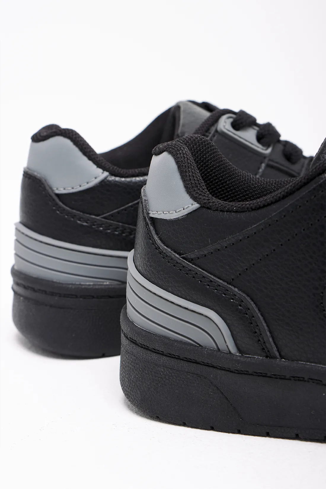 Skate sneaker black - BOYS 2-10 YEARS Shoes | Ackermans