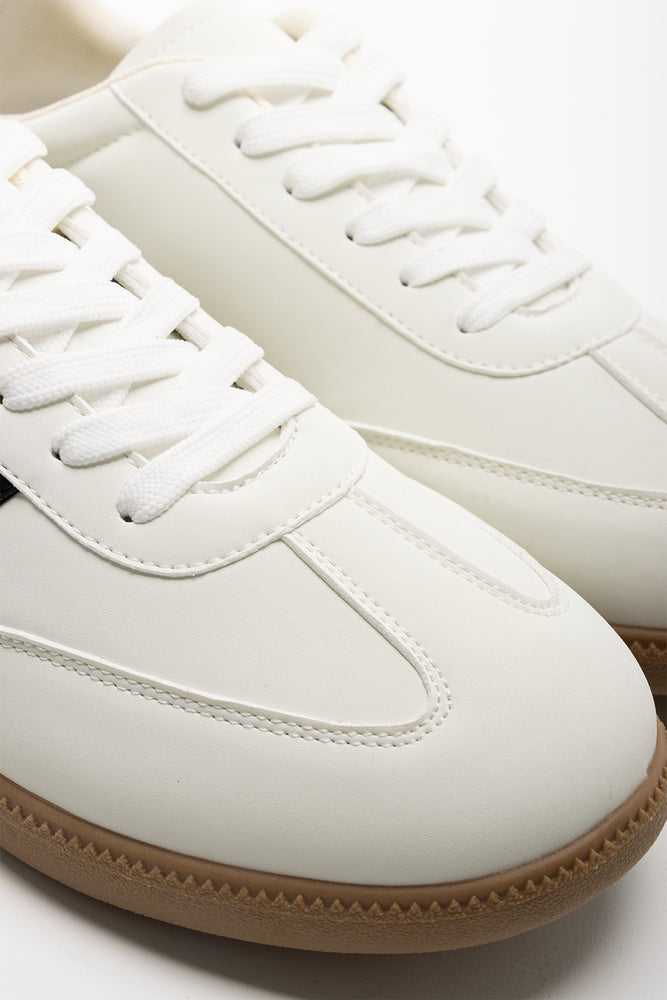 Court Sneaker White (2)