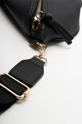 Crossbody Moon Bag Black (4)