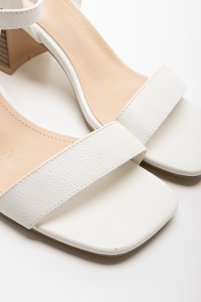 Block Heel Square Toe White (2)