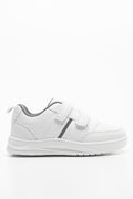 Trainer White (1)