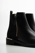 Refined Chelsea Boot Black (2)