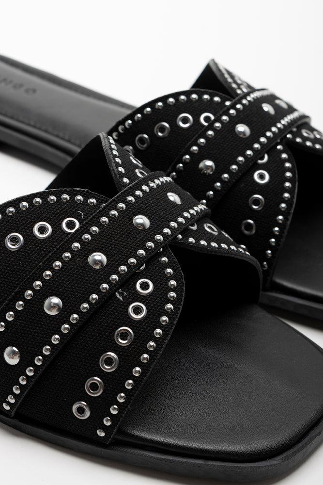 Studded Mule Sandal Black (2)