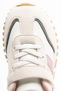 Trainers Cream (4)