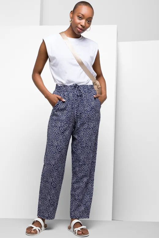 Shop Women's Pants online at Ackermans