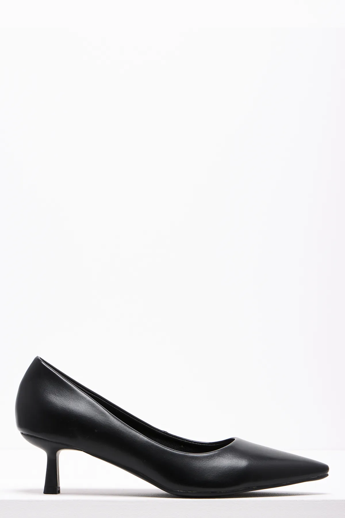 Heel court shoe black - Women's Heels