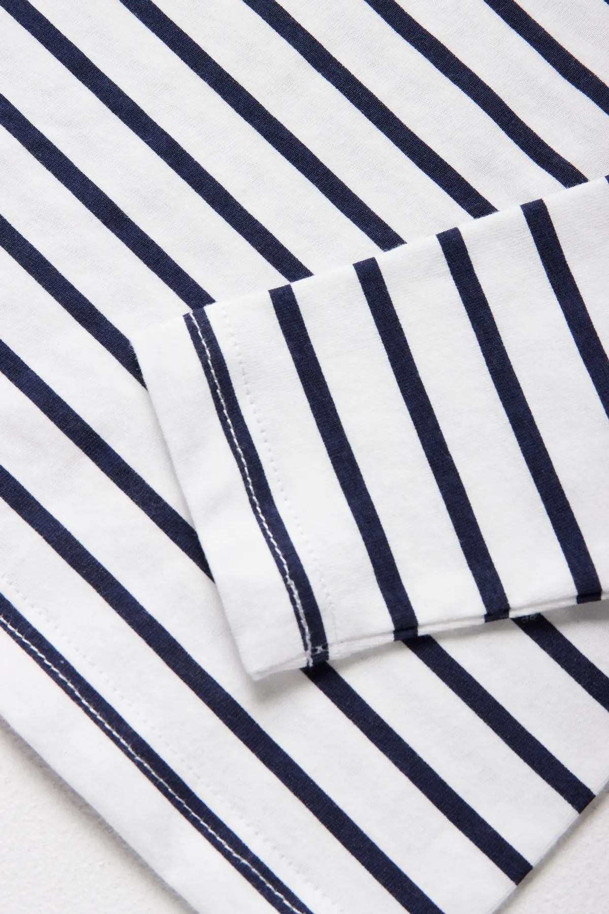 Stripe Long Sleeve T-shirt - Navy & White